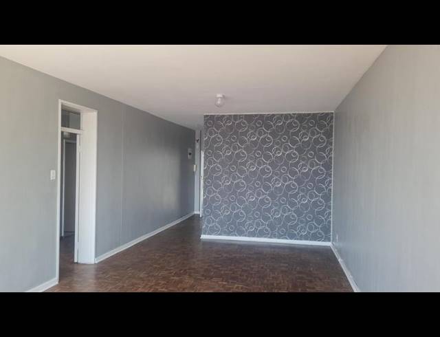 2 BEDROOM PROPERTY TO RENT IN BEDFORD GARDENS